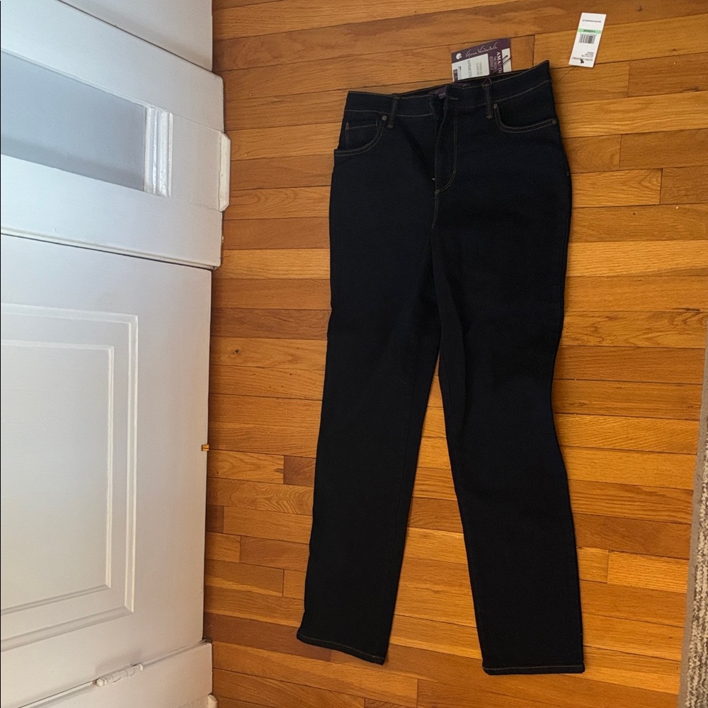 Women's Dark Blue Jeans